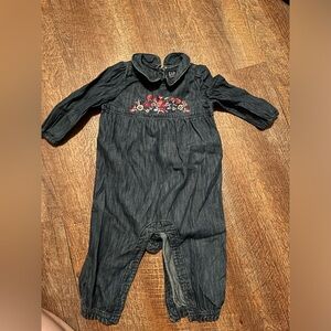 3/$20 GAP denim outfit with embroidered floral detail